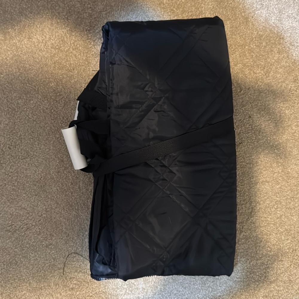 Like new back seat dog seat protector.  Fits acrosss back seat.